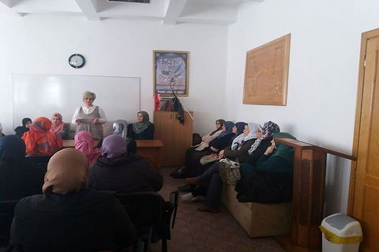 U zavidovićkoj Gradskoj džamiji, održano predavanje na teme iz oblasti zdravlja žena