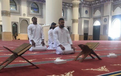 Novi Muhammed Ali: Šampiona izvrijeđali zbog fotografije iz džamije