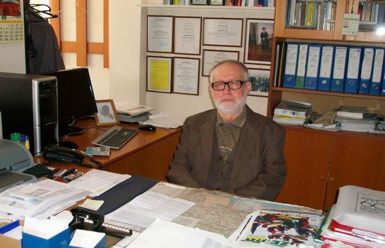 Prof. dr. Smajil Durmišević među 100 haiku pjesnika Evrope