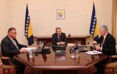 Izetbegović preglasan: Čović i Ivanić protiv ugovora sa Islamskom zajednicom